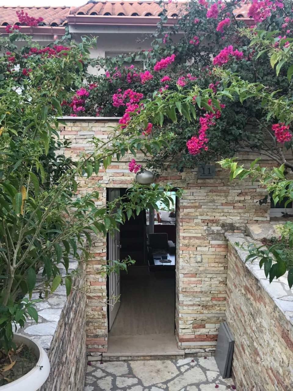 Bougainville Bay Resort - Villa 11 Sarandë エクステリア 写真