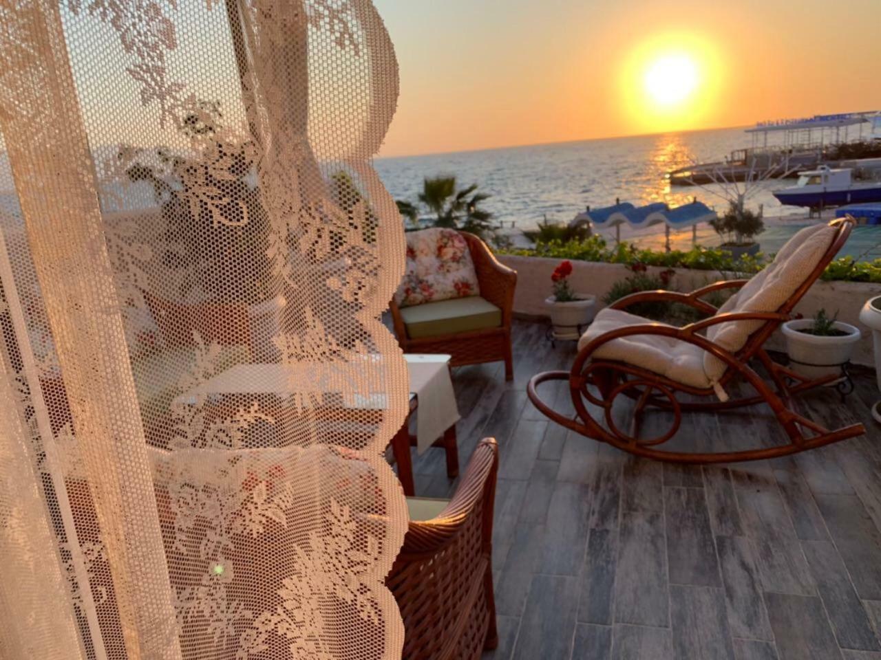 Bougainville Bay Resort - Villa 11 Sarandë エクステリア 写真